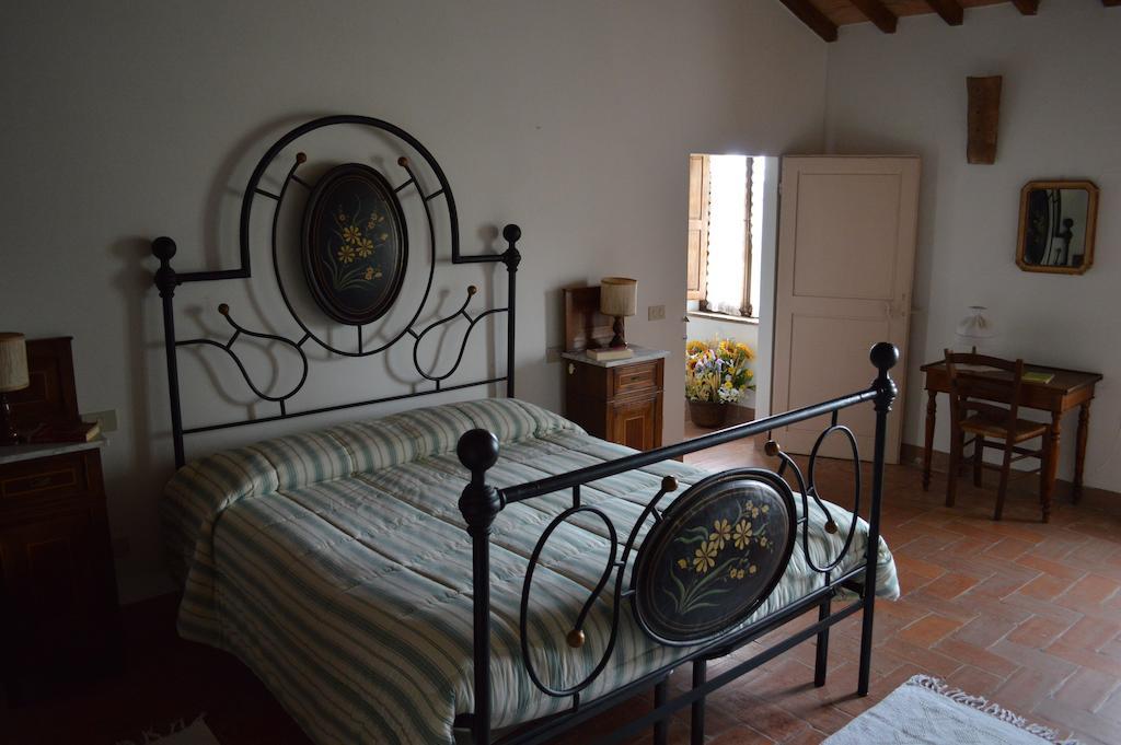 Agriturismo La Disperata Villa San Quirico dʼOrcia Exterior foto